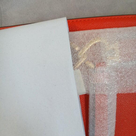 New With Tags - Kate Spade - Lava Red - Medium Crossbody Bag - Picture 8 of 15